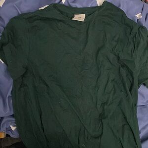 h&m dark green t shirt